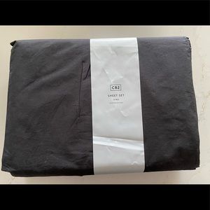 Brand new CB2 king sized black cotton percale sheet set